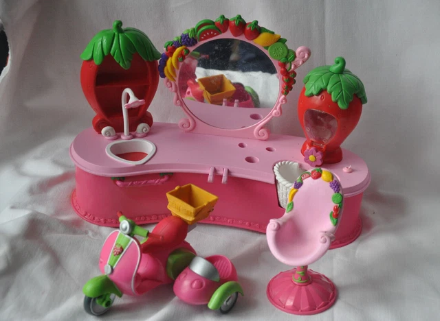 Charlotte aux fraises et lime | Jonathan Garnier