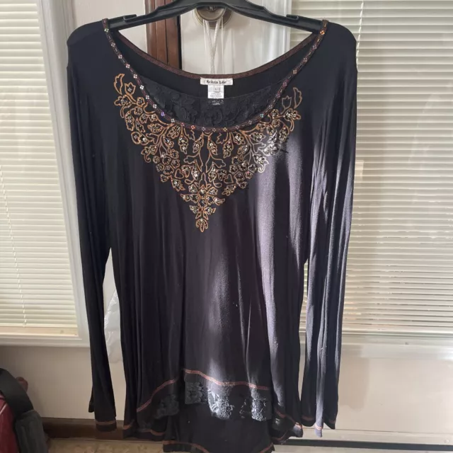 Krista Lee lace snd bead top black size large