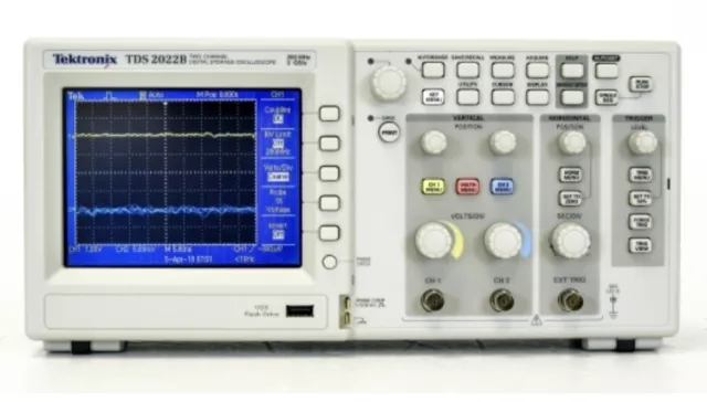 Calibrazione oscilloscopio Tektronix TDS2022B