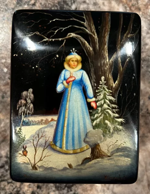 Beautiful Fedoskino Russian Hand Painted Lacquer Box “Snow Maiden”