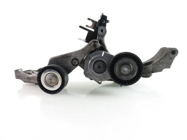 Opel Meriva B 2011 Diesel Support de générateuralternateur 55565570 CZM84973