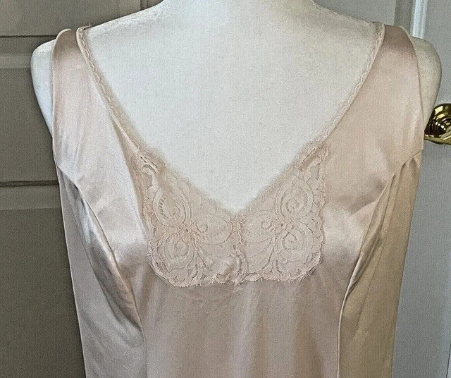 Vtg Pink Lace Full Slip Size M? Lingerie Nightgown V-Neck Romantic Cottagecore