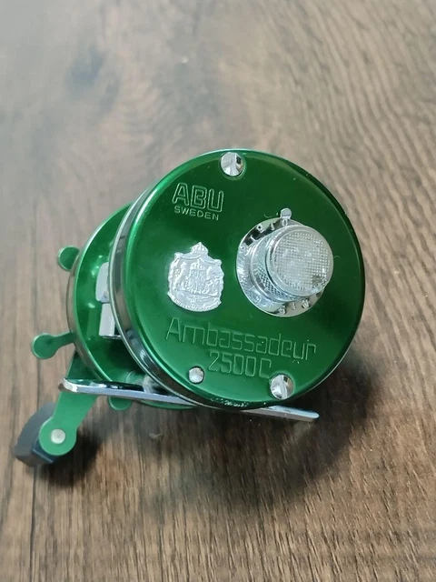 abu sweden Ambassadeur 2500c リール 右巻き Abu Sweden Ambassadeur 2500c multiplier reel