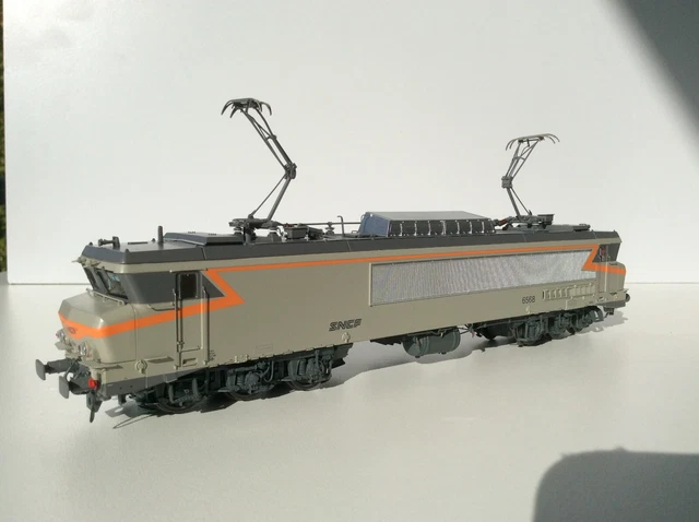 Wagon LS Models 30138 SEGI - Compatible ROCO, Jouef, REE, Lima, Rivarossi (Neuf)