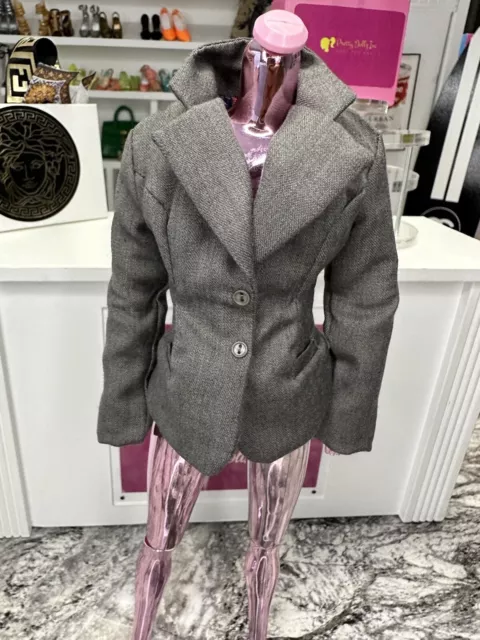 Integrity Toys Bel-Air Princess Keeki Adaeze Fashion Doll Jacket Coat Meteor FR