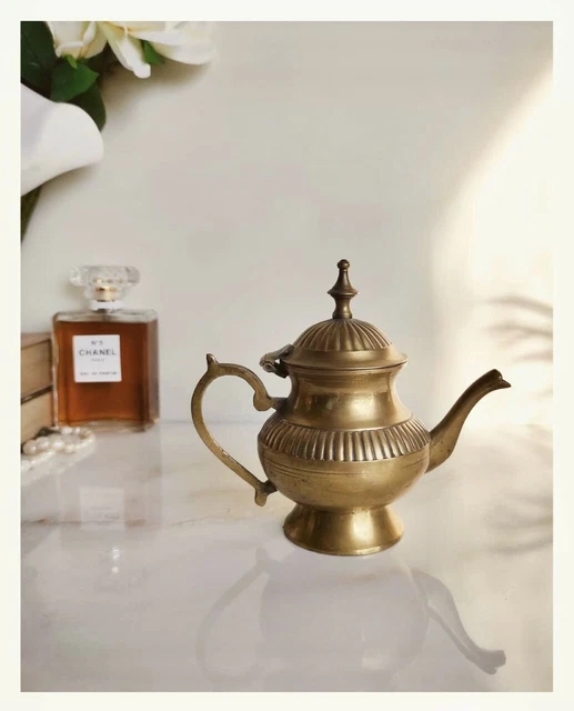 Beautiful Vintage Ornate Solid Etched Heavy Teapot Brass With Handle Germany