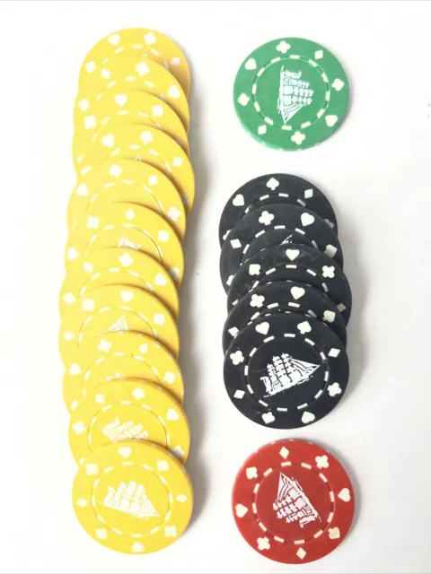 Cutty Sark Whisky FriendShip Vegas 20 Poker Chips 1Red 11-Yellow 5-Black 1Green