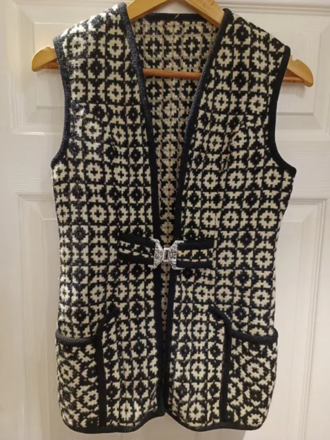 The Weavers Loft Beautiful Vintage Pure New Wool Waistcoat Size Small Vgc