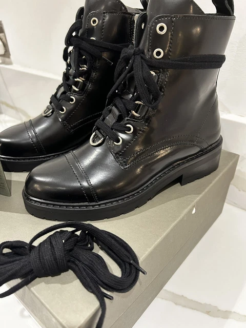 Lira boot all saints 2025
