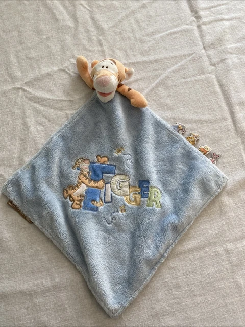 Sonajero azul amoroso para bebé Tigger de Disney