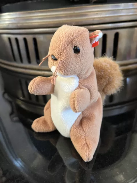 VGC Ty Beanie Babies Nuts the Squirrel Retired PVC Pellets Excellent Condition