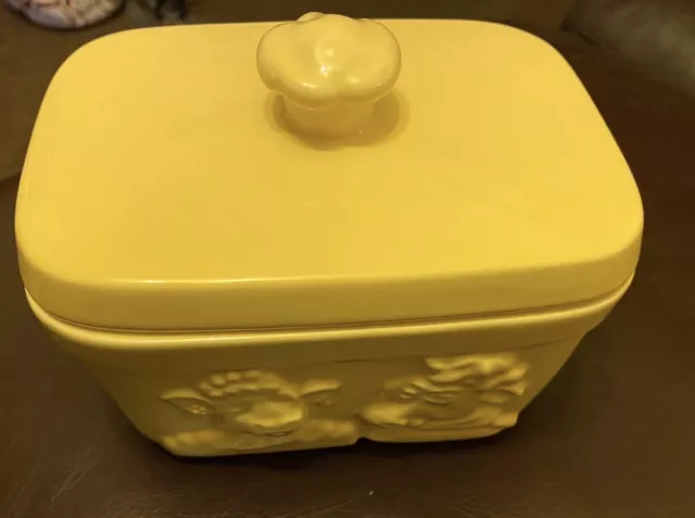 Vintage butter dish by Wade I cant Believe its not butter advertising piece