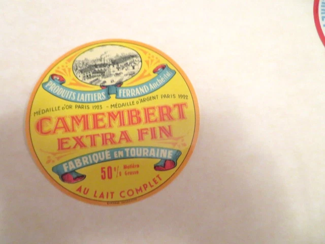 Etiquette de fromage Camembert extra fin