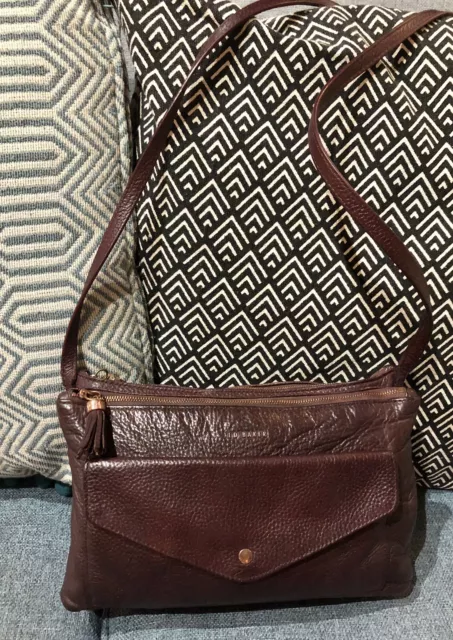 Ted baker london maddie circle leather crossbody 2025 bag