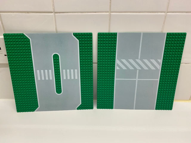 LEGO TOWN 32X32 BasePlate 309px1 white lines crosswalk, Road 2358