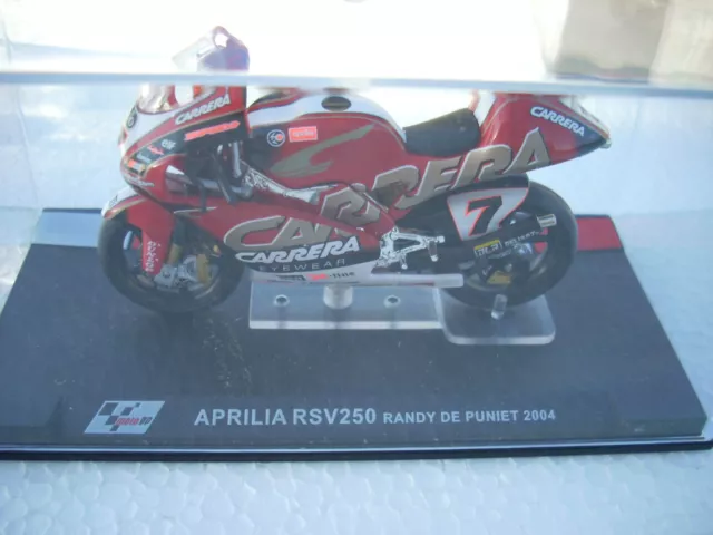 Aprilia RSV250 Randy De Puniet 2004 Échelle 1  24