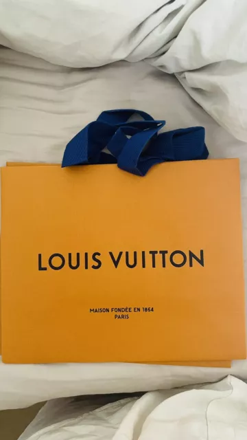 【Brand new】 , Shop bag shopper carry bag 3 pieces paper bag present Louis  Vuitton other bags, LOUIS VUITTON LV, [SS]