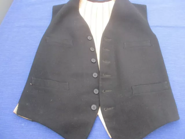 Petit gilet d'homme ancien drap de laine noir doublure à rayures