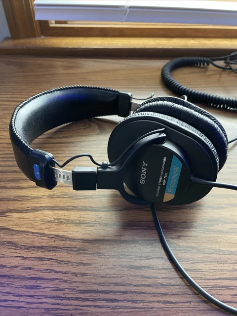 Sony MDR-7506 Over the Ear Headphones - Black
