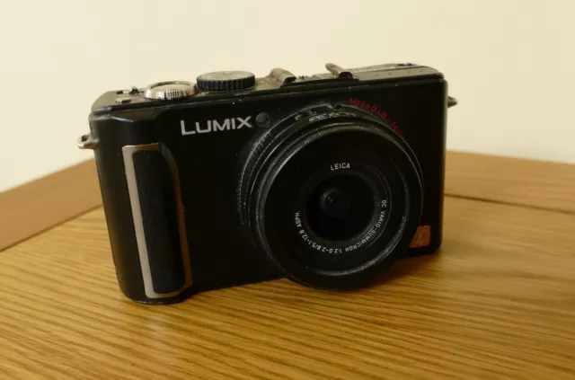 Panasonic LUMIX DMC-LX3 10.1MP Digital Camera - Black
