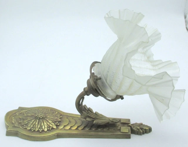 Ancienne abat-jour tulipe avec applique en bronze + griffon + douille en laiton