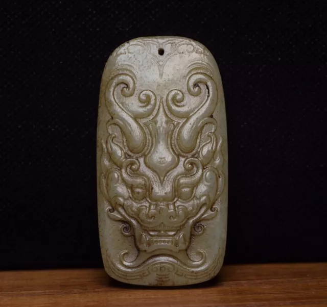 Chinese Natural Hetian Jade Carved Exquisite Dragon Statue Pendants Jewelry Art