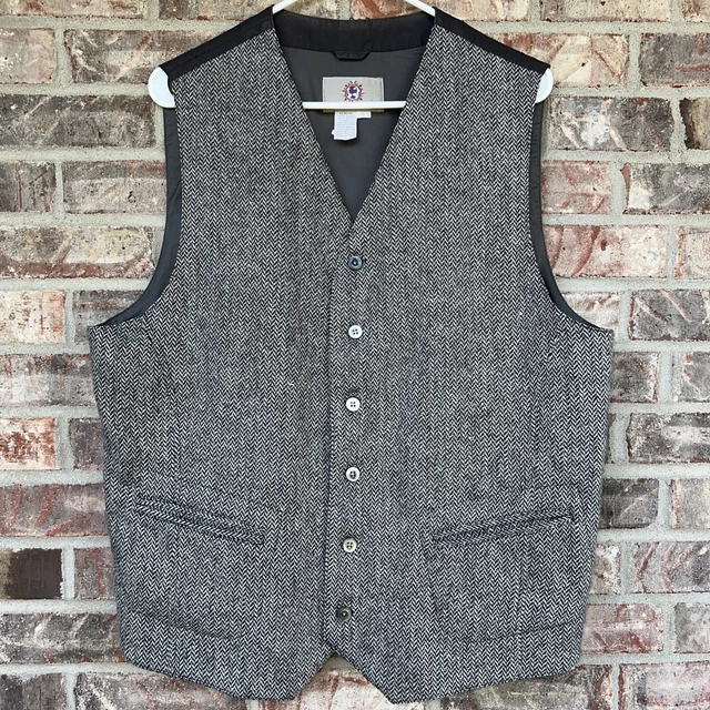 THE TERRITORY AHEAD Grey 100% Wool Vest ~Men’s Large ~Herringbone Button Front