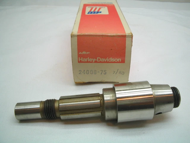 NOS Engine Flywheel Pinion Gear Shaft with Sleeve 24008-75 Harley Sportster XL