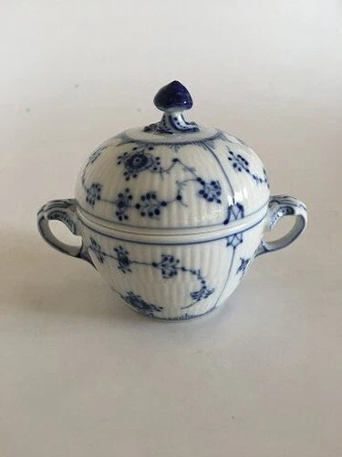 Royal Copenhagen Blau Geriffelt Schlicht Zuckerdose No 244