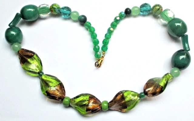 Collier Vintage Perles En Verre Vertes Et Multicolores - Bijou Fantaisie Rétro Pour Femme
