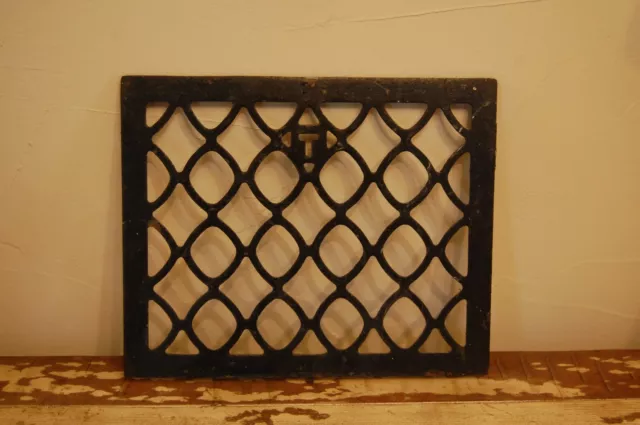 Antique Vintage 10-1/2" x 8-3/4" Black Cast Iron Floor or Wall Grate