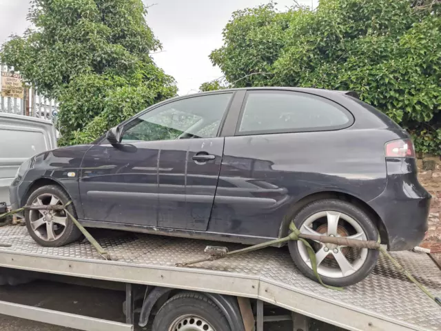 Seat Ibiza Handbook Mk3 6L 2006