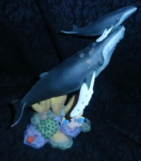 1994 Wonders of the Sea Humpback Whales Maruri Studio Design Porcelain Figurine