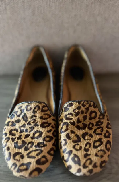 Clarks Women's Size 8 Leopard Print Calf Hair Slip On Flats Loafers Shoes