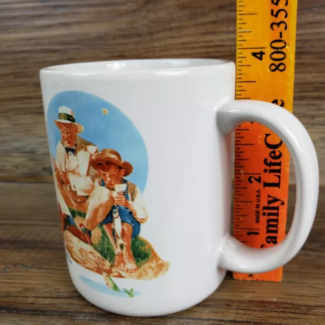 NORMAN ROCKWELL COFFEE MUG CUP CATCHING The BIG ONE FISHING THEME 1987 VINTAG FM 2