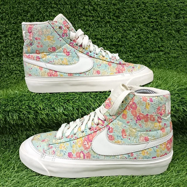 Nike deals blazer liberty