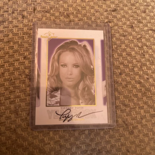 Tiffany Toth Benchwarmer Yearbook Gold Foil Auto Autograph