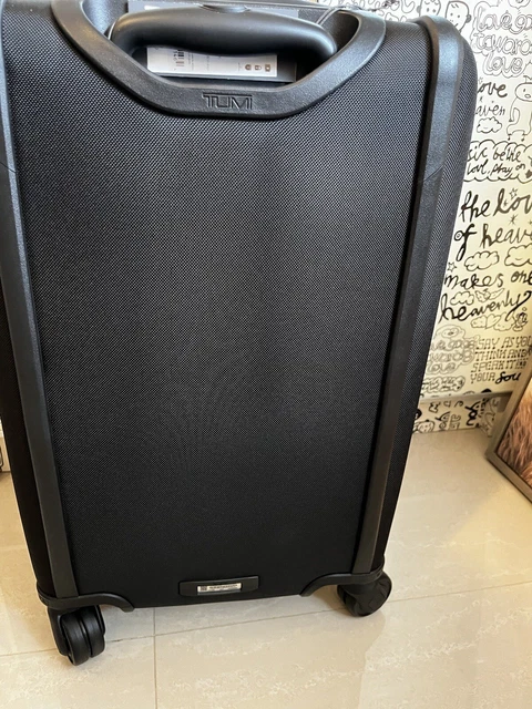 Tumi Alpha 3 International Expandable 4 Wheeled Carry-On - Black (1171541041) 5