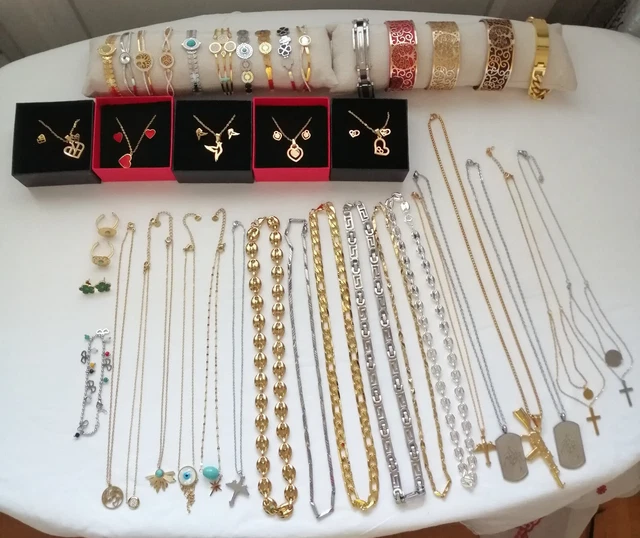Gros Lot de Bijoux