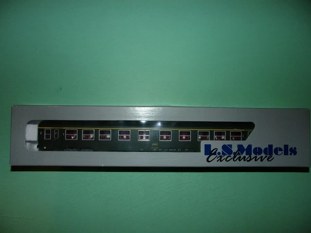 LS MODEL REF 14013 Voiture USI verte 1 ere classe HO EUR 41,35 - FR