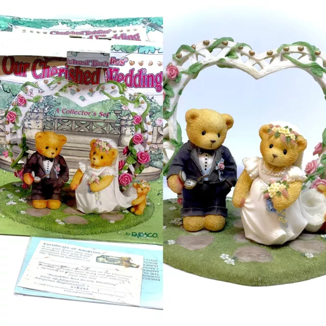 Cherished Teddies Wedding Set Bride & Groom. Box