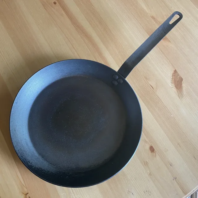 Lodge CRS12 12" carbon steel French style fry skillet/crepe pan (re-seasoned)