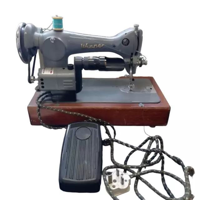 Pinnock Sewbest Winner Vintage Sewing Machine With Case