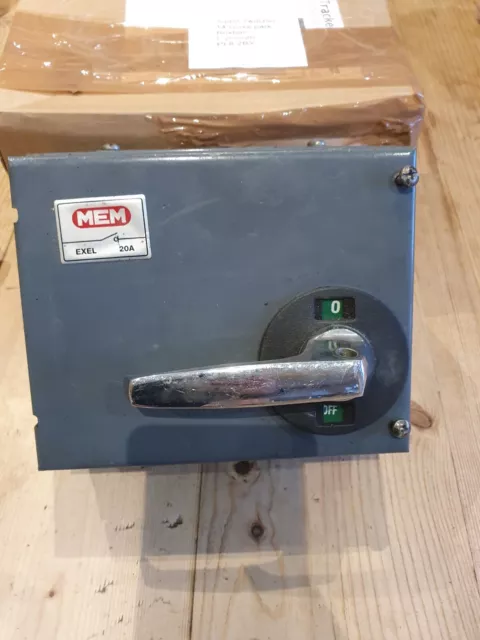 Isolator 3 Phase 20 Amp MEM Exel