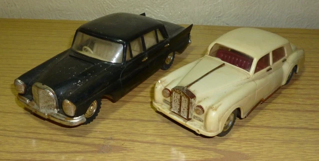 Toy Hong Kong Bump and Go 25cm - Rolls Royce 1931