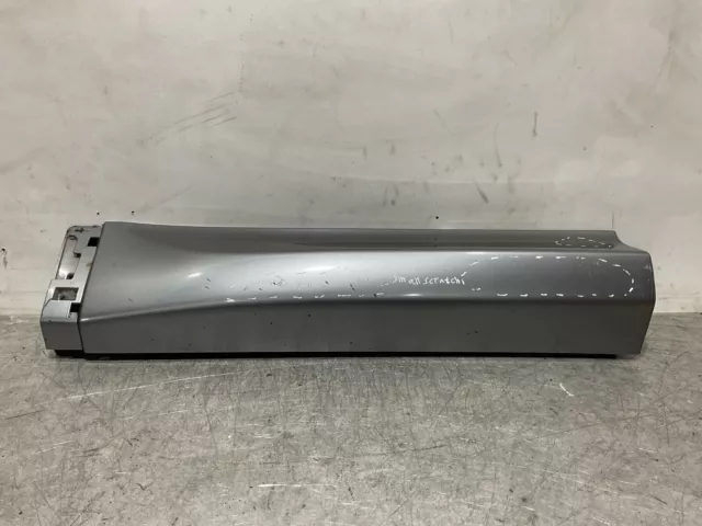 Genuine LAND ROVER DISCOVERY SPORT L550  REAR RIGHT SIDE DOOR MOLDING 2015-2022