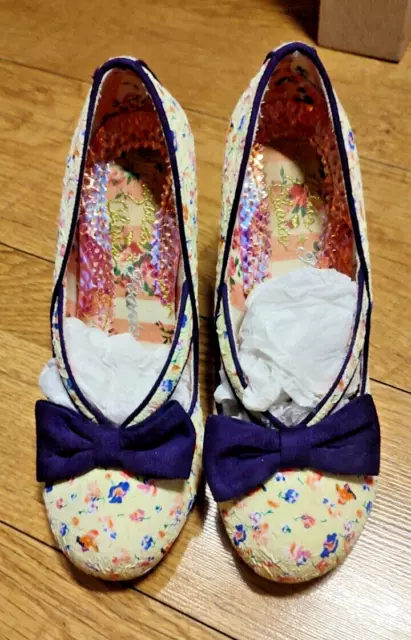 Irregular choice size 6 deals