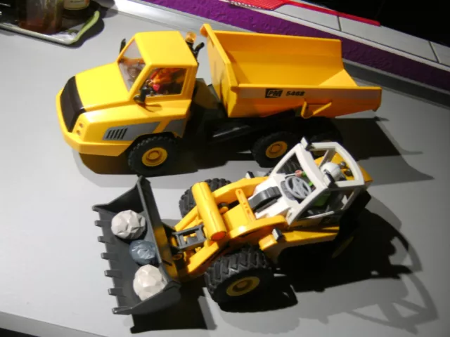 Playmobil City Action 5026 pas cher, Gros camion avec bulldozer