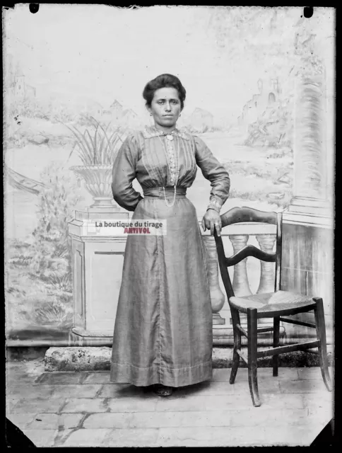 Plaque verre photo ancienne négatif noir et blanc 9x12 cm femme glass plate