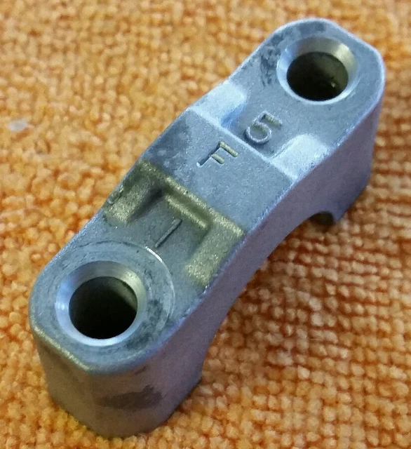 NISSAN 350Z INFINITY G35 Oem Engine Bearing Camshaft Cap (F) 19.97